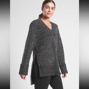 Athleta Shasta V-neck Wool Blend Oversized Sweater Black Marbled, Ribbed, Size S